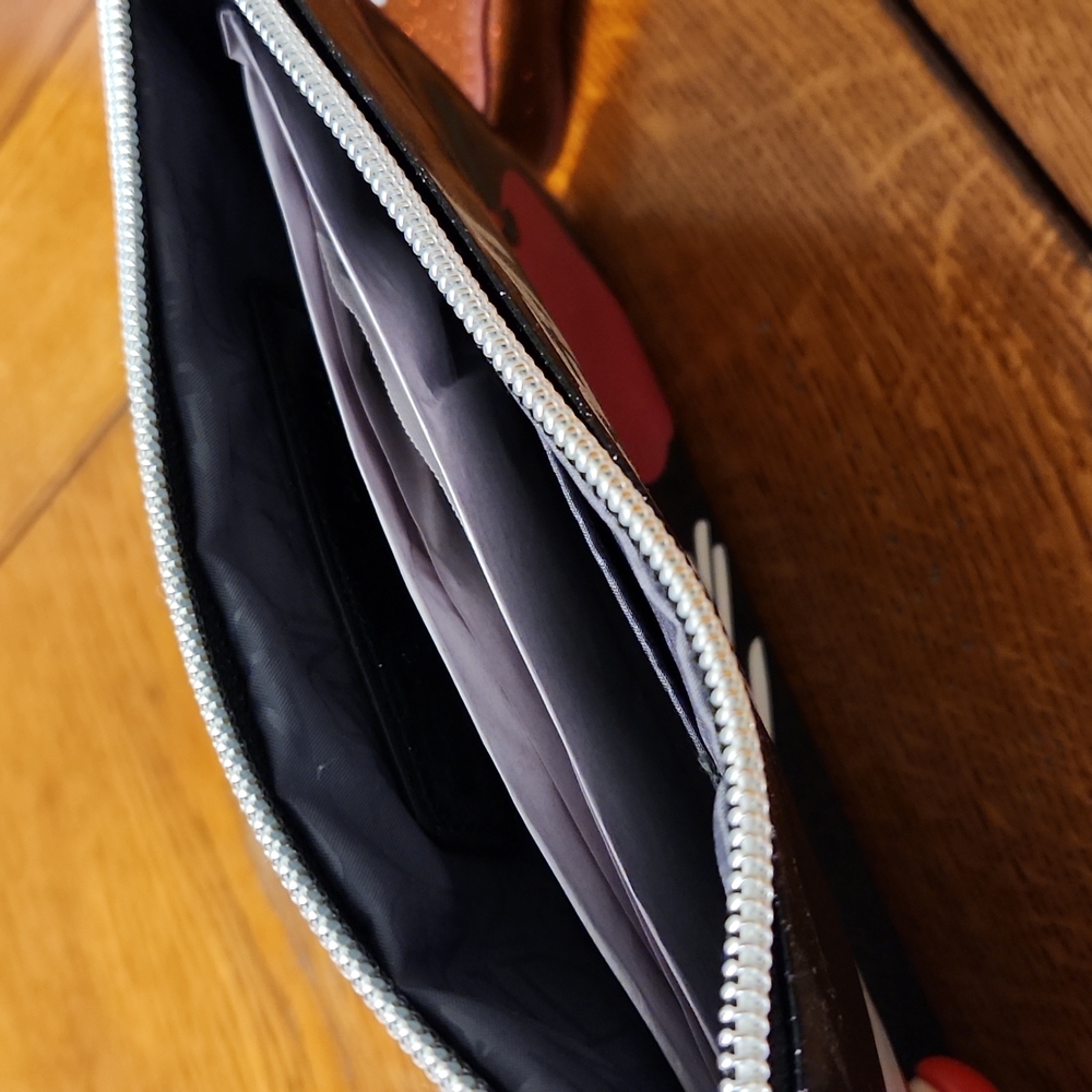 Danielle Nicole Snow White Cosmetic Bag & Coin Pu… - image 4